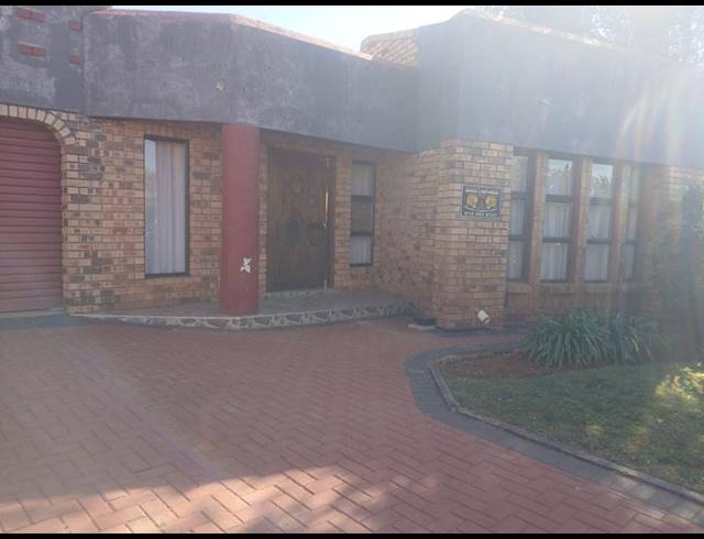 3 BEDROOM HOUSE FOR SALE IN RANDPOORT